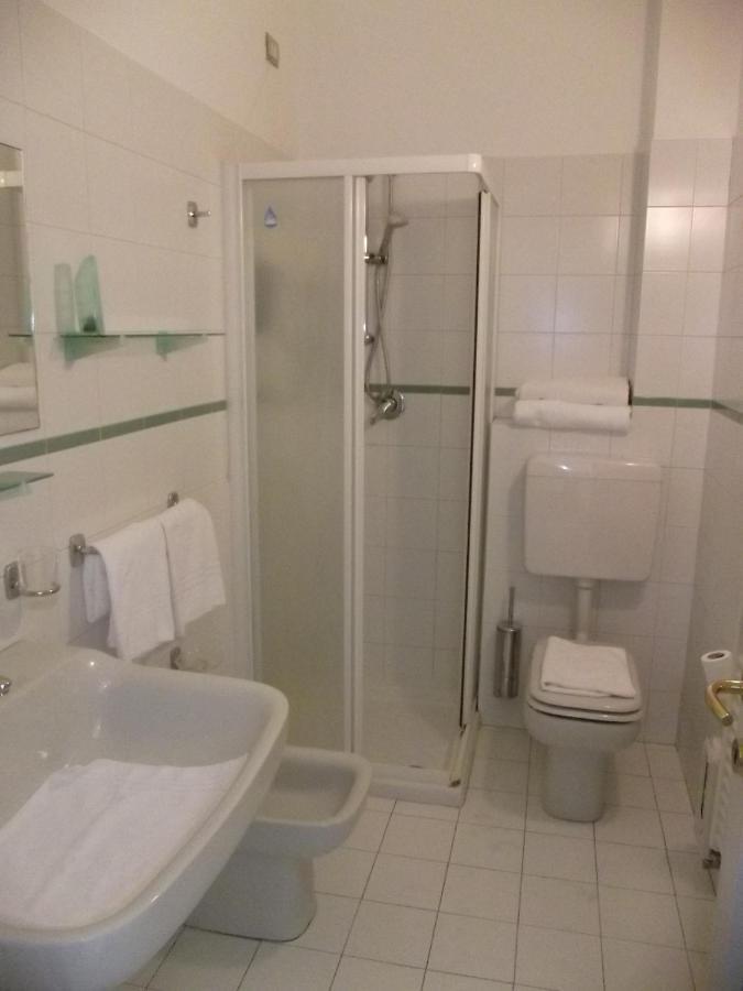 Hotel Ventolosa Villa dʼAlmè Pokoj fotografie